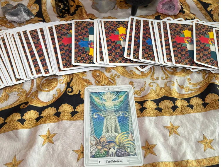 Tarot cards prepared for a Thy Spirit reading